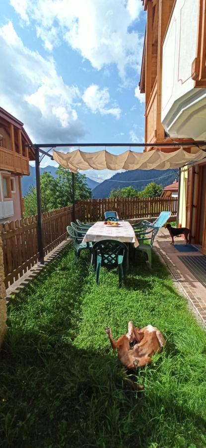 Le Balze Di Carisolo, Trilocale Con Giardino Daire Dış mekan fotoğraf