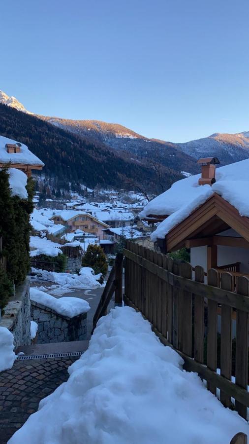 Le Balze Di Carisolo, Trilocale Con Giardino Daire Dış mekan fotoğraf