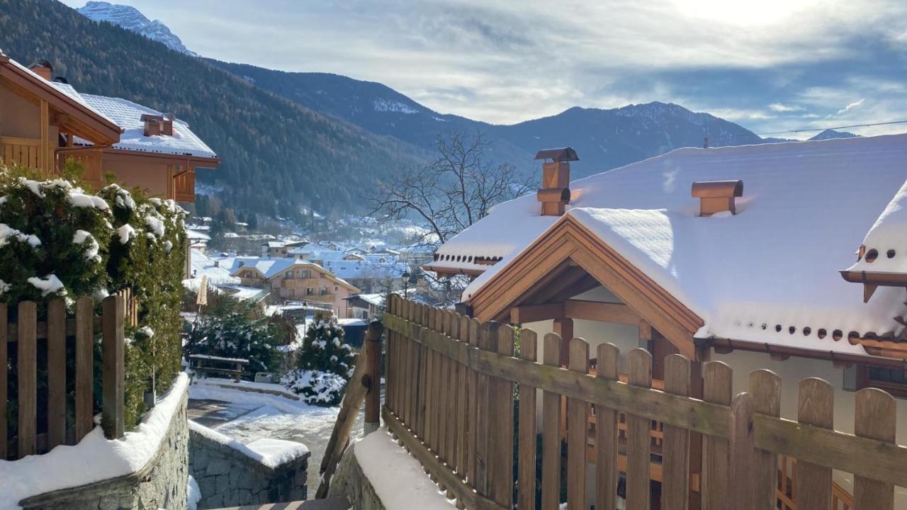 Le Balze Di Carisolo, Trilocale Con Giardino Daire Dış mekan fotoğraf